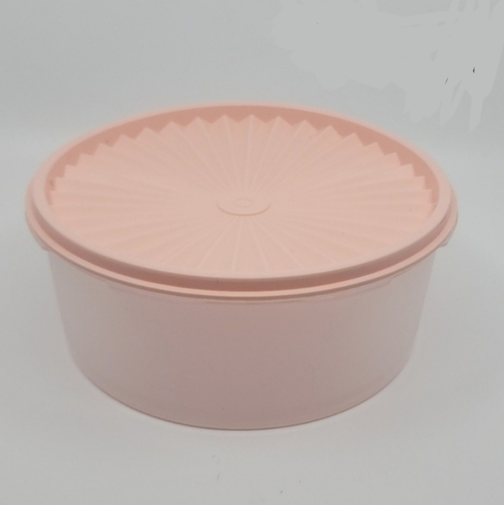 Tupperware  Servalier Staking Canister New